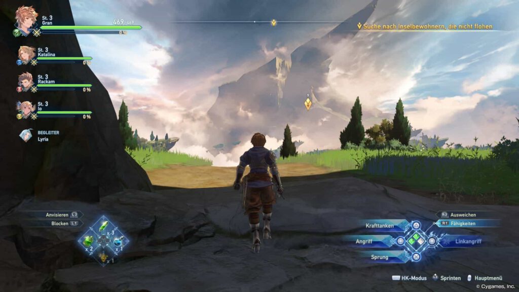 Die Landschaft sieht unfassbar gut aus. Wir verlassen gerade eine kleine Höhle und sehen aus der Ferne einen riesigen Felsen, der leicht durch Wolken bedeckt ist.